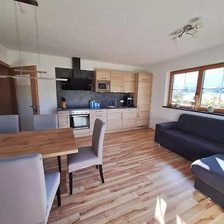 Hoepfl Apartment *